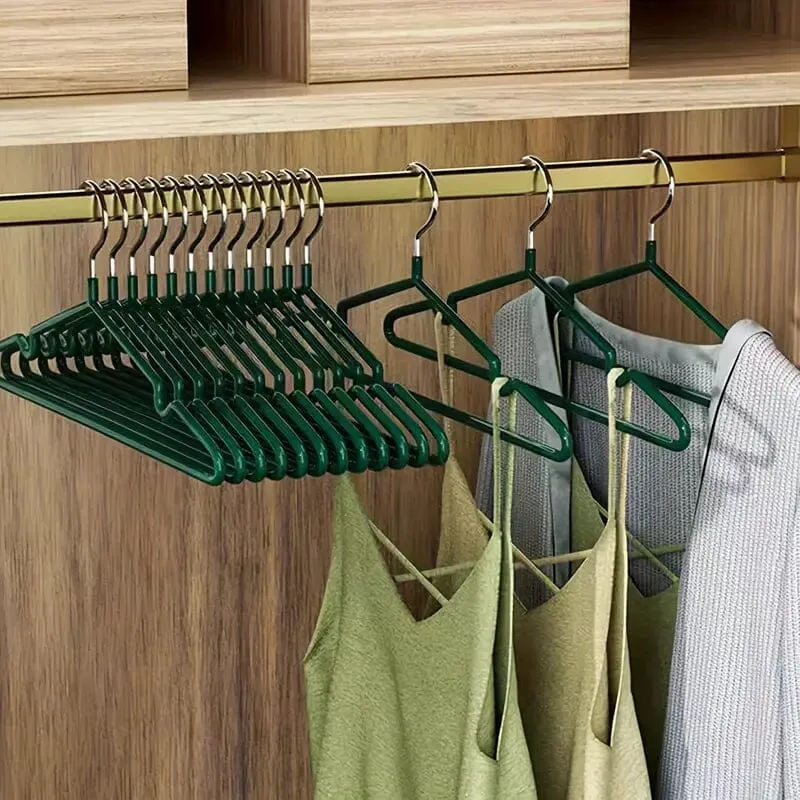 10-Piece: Non-Slip Clothes Hangers Set