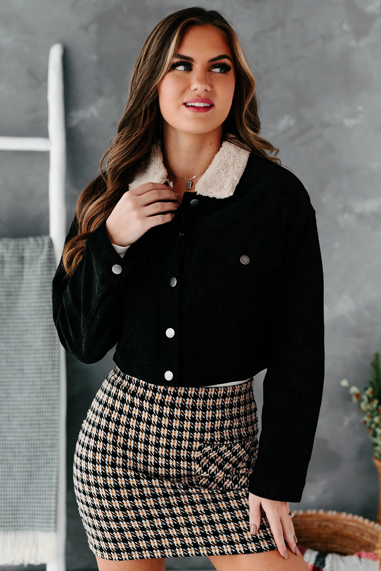 Corduroy Cutie Cropped Sherpa Lined Corduroy Jacket (Black)