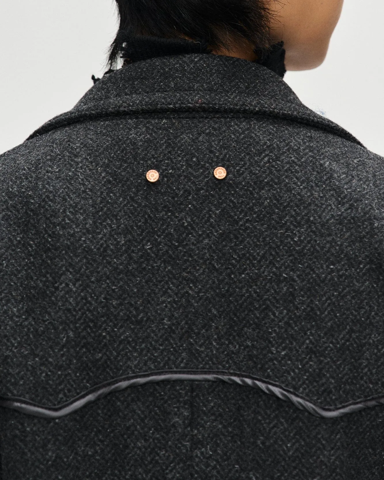 ROVY DOUBLE BREASTED HERRINGBONE COAT awa640m(CHARCOAL)