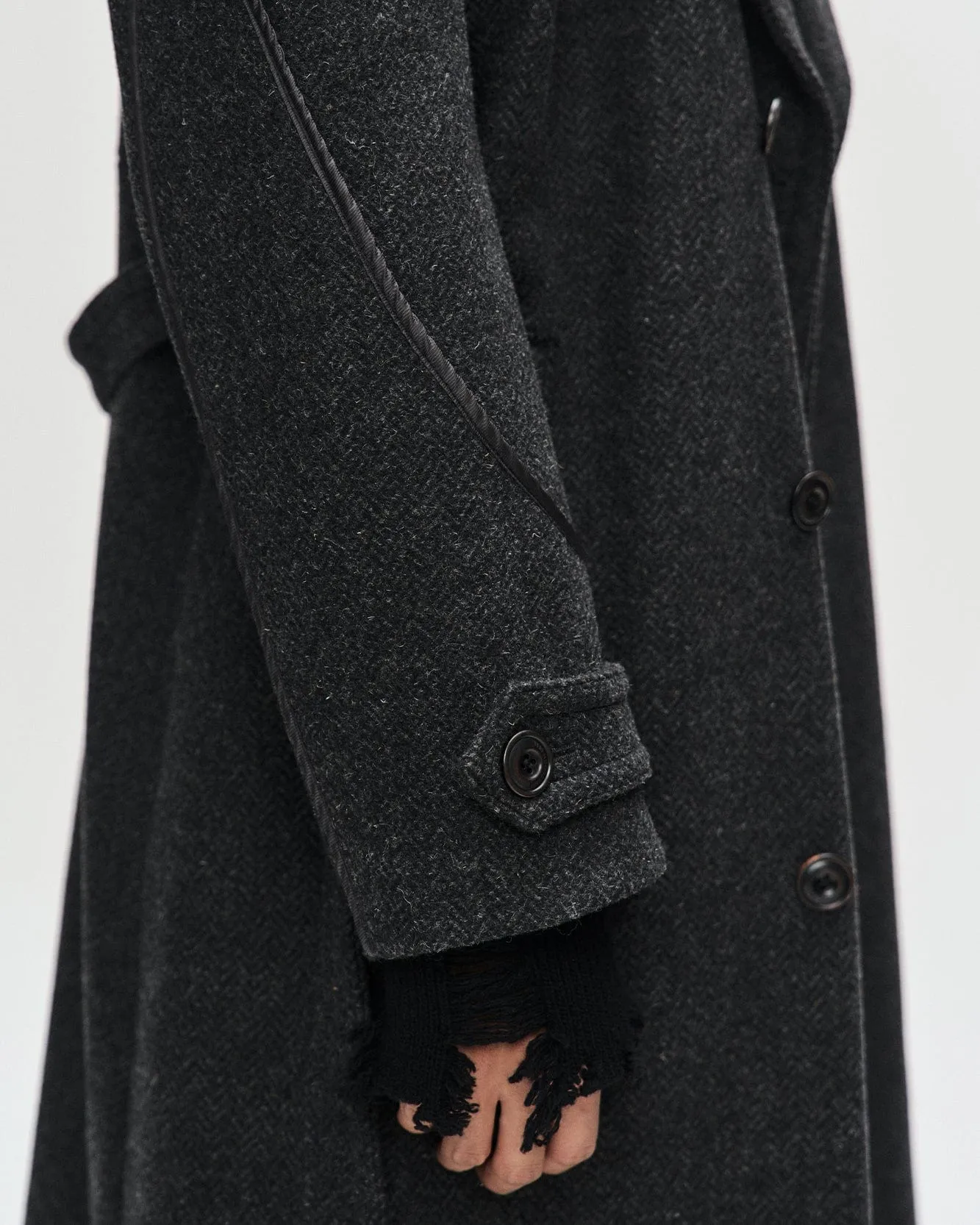 ROVY DOUBLE BREASTED HERRINGBONE COAT awa640m(CHARCOAL)