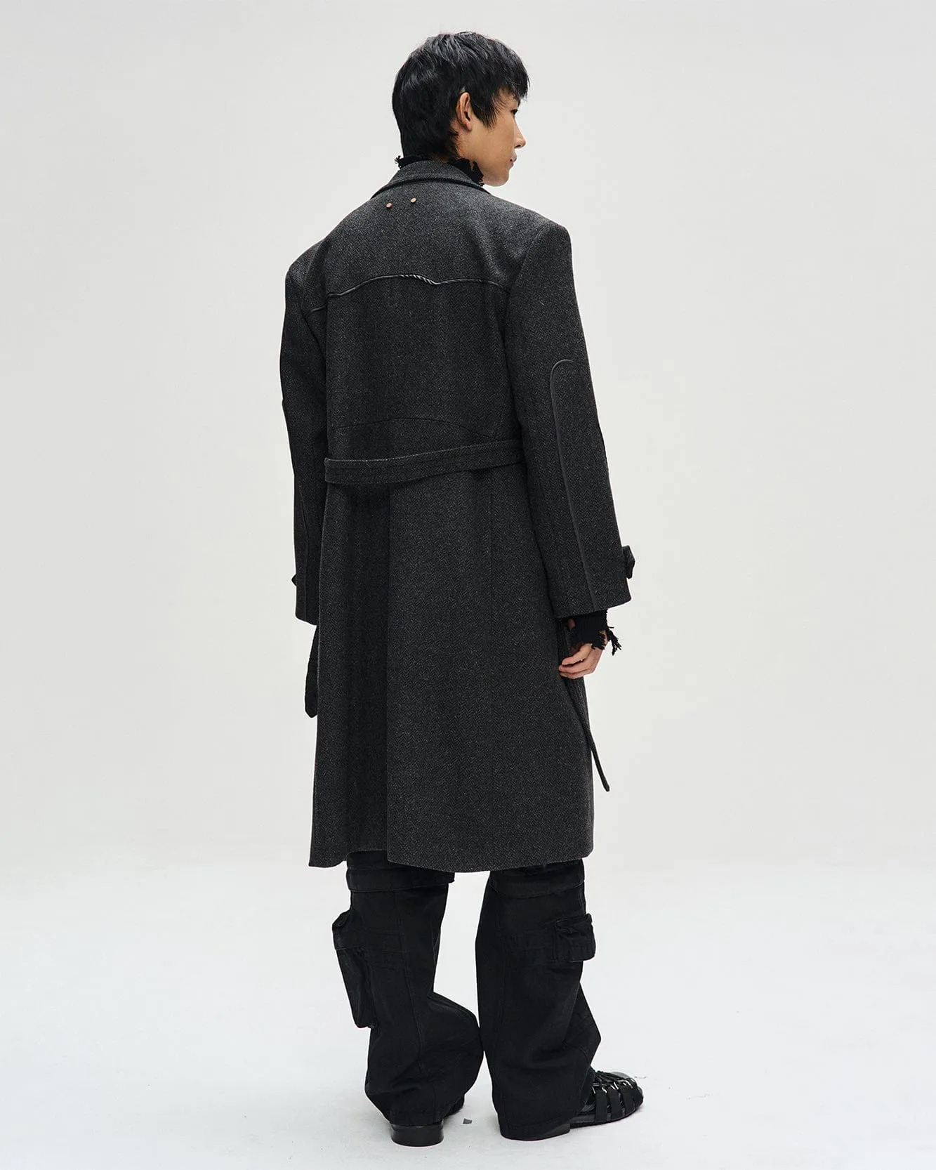 ROVY DOUBLE BREASTED HERRINGBONE COAT awa640m(CHARCOAL)
