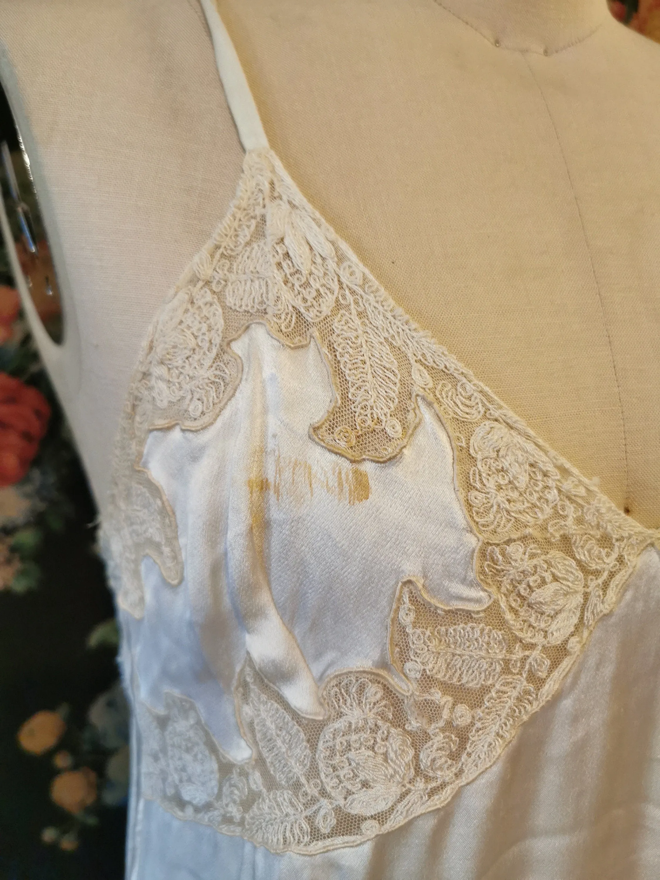 Satin slip with lace trim