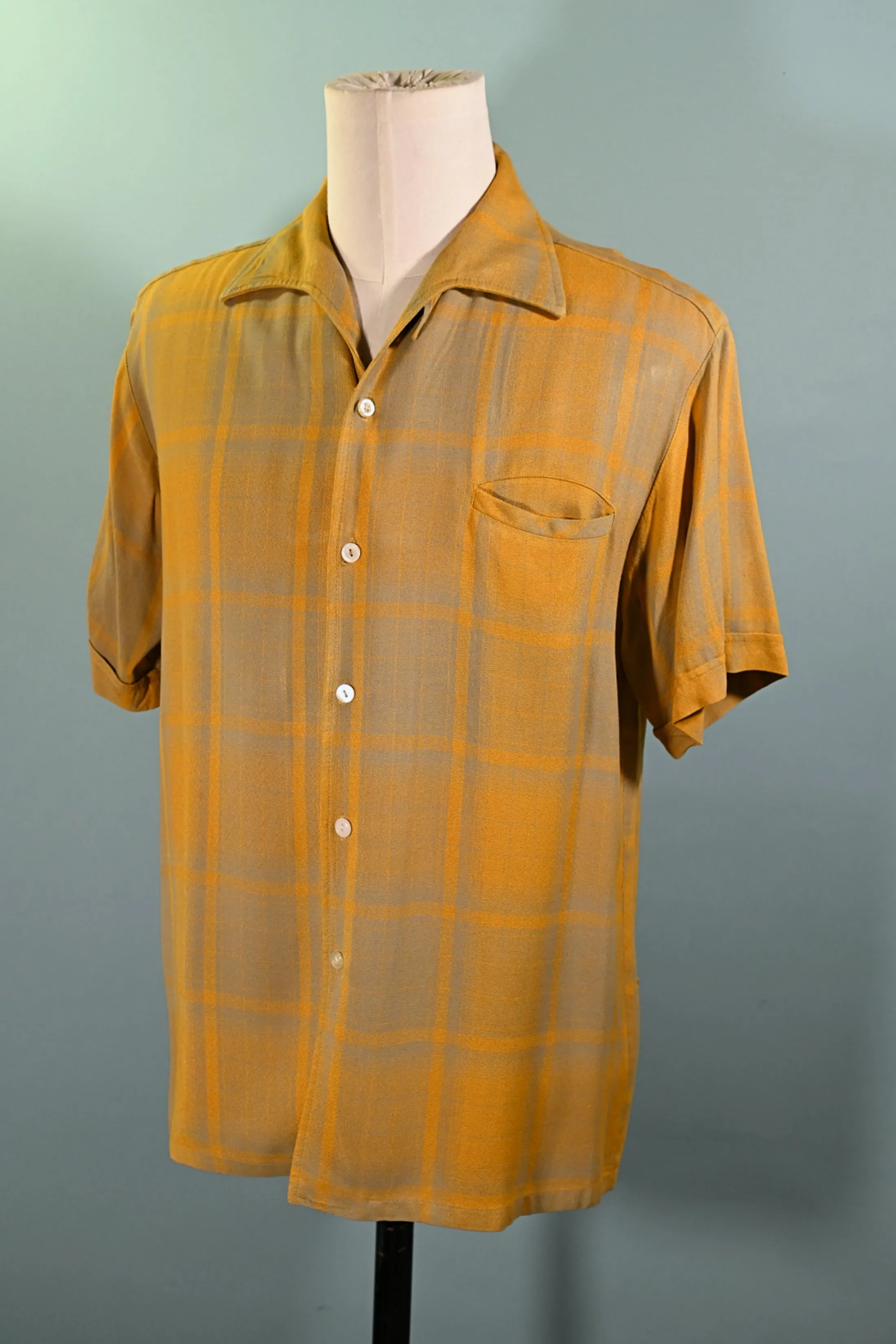 SOLD 1950s Mens Rockabilly Shadow Plaid Shirt, Capri L