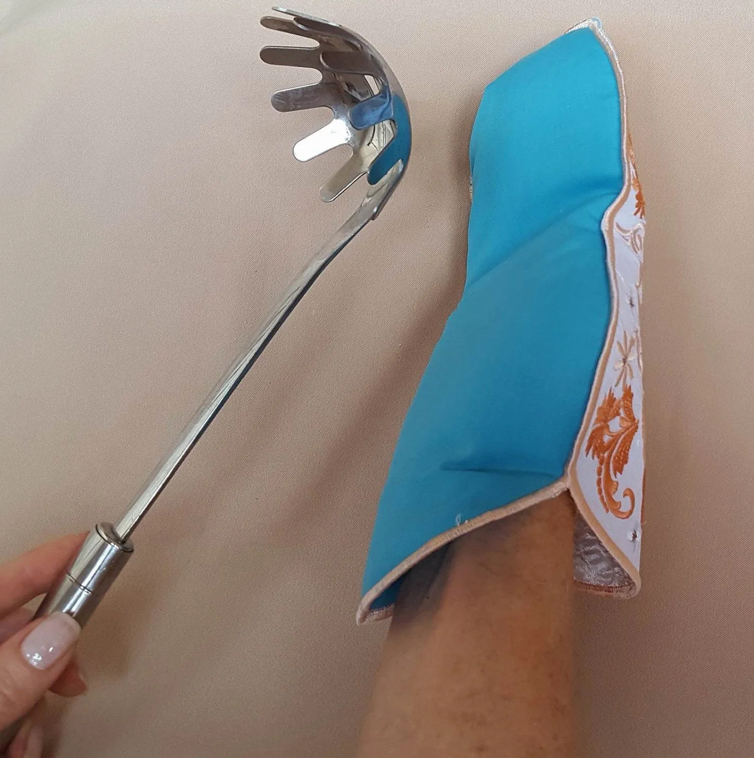 Timeless Era Oven Mitt