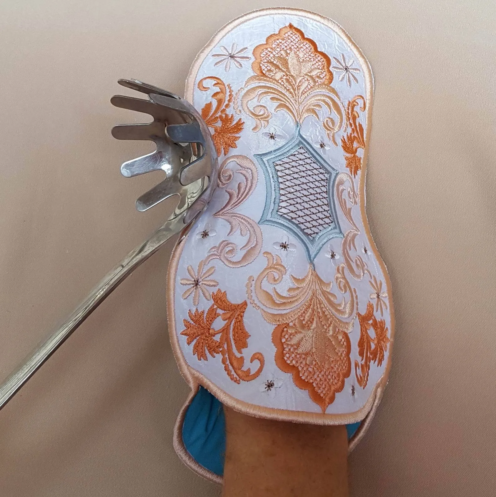 Timeless Era Oven Mitt