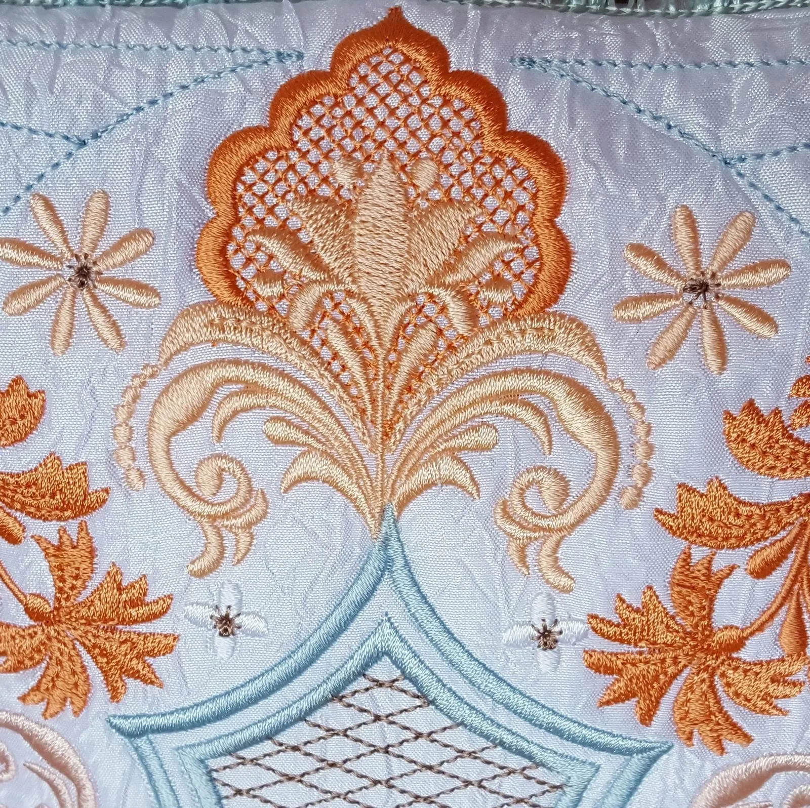 Timeless Era Pillow Quilt Combo