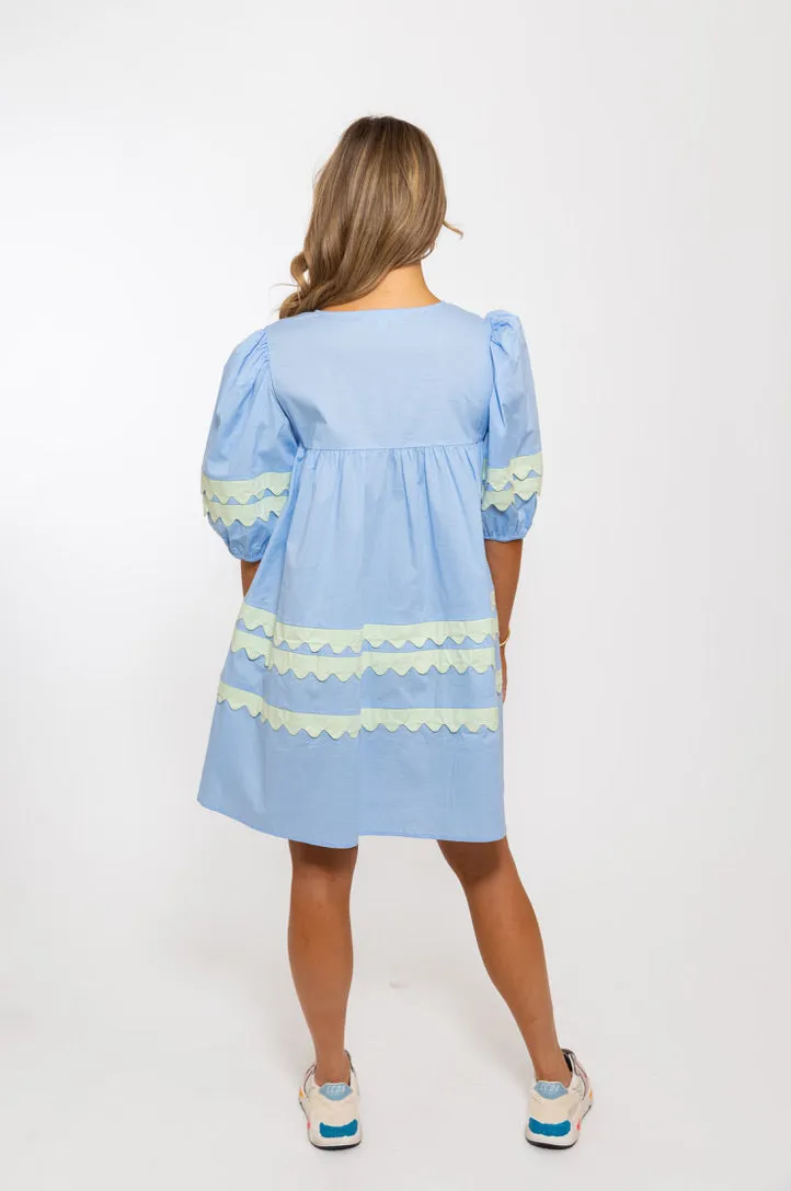 Vneck Scallop Puff Sleeve Dress